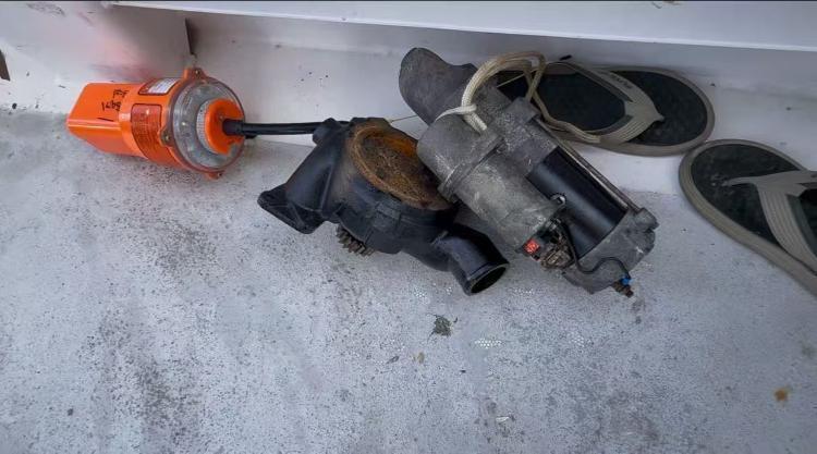 山东籍航海家翟墨的帆船遭破坏性洗劫，本人回应：一切戛然而止