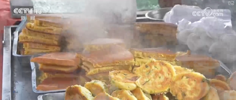 “早市+夜市+景点”延长“链式体验” “早晚互动”为城市经济注入新鲜活力 “早市+夜市+景点”延长“链式体验” “早晚互动”为城市经济注入新鲜活力