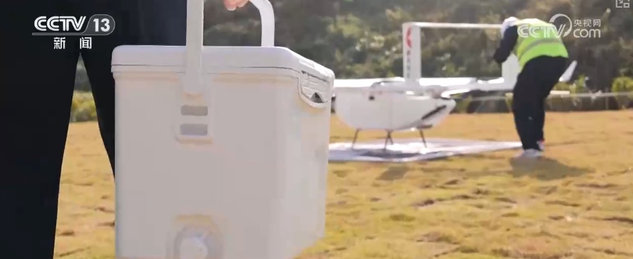 “咖啡专线”“农产品专线”打造消费新景 低空经济新“机”遇激活消费新潜力