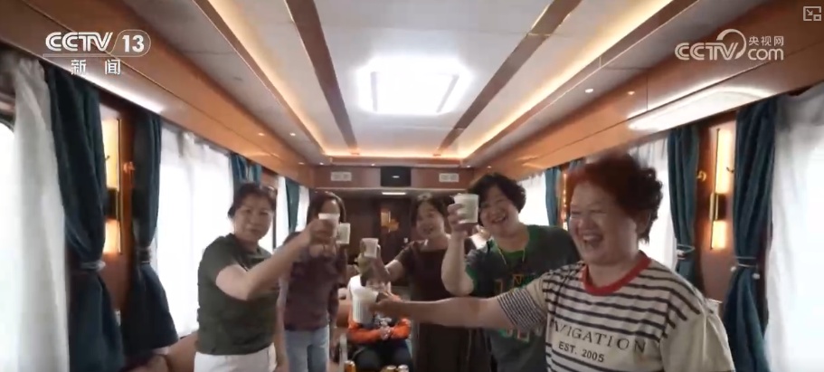 更“新”观察·精致育儿、便利生活、智慧务农、绿色低碳……消费市场活力涌动