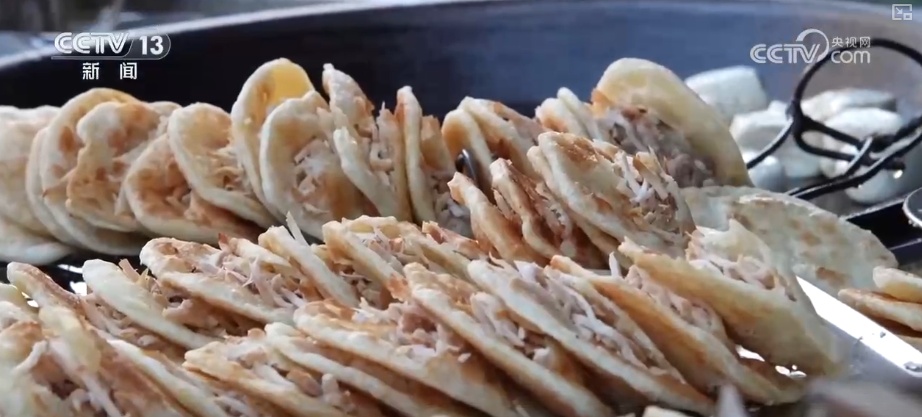 “早市+夜市+景点”延长“链式体验” “早晚互动”为城市经济注入新鲜活力 “早市+夜市+景点”延长“链式体验” “早晚互动”为城市经济注入新鲜活力