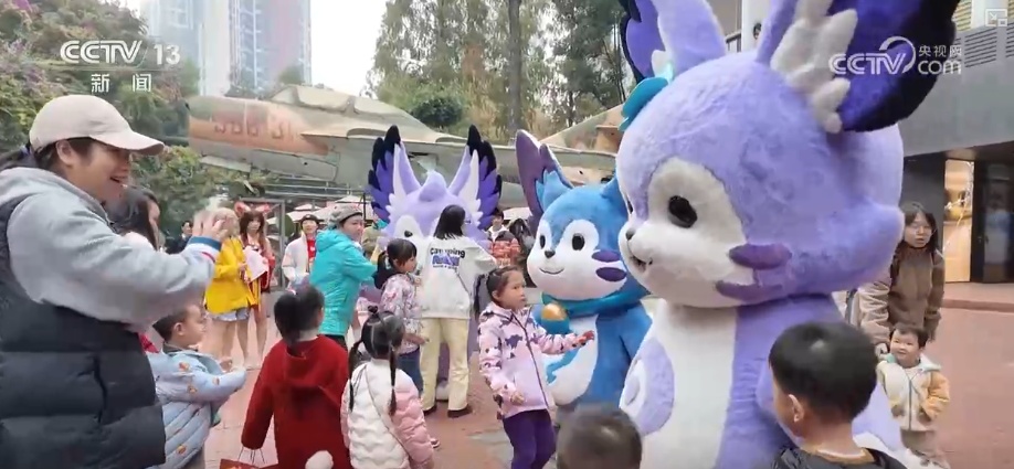 更“新”观察·精致育儿、便利生活、智慧务农、绿色低碳……消费市场活力涌动