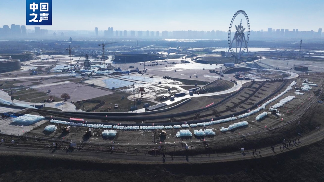 “顶流大雪人”即将回归！今年“长个儿”了