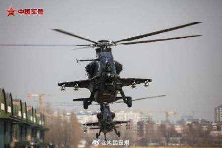 转存收藏！直升机披霞光上演硬核浪漫