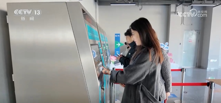 空中大巴“云巴”提供出行新选择 “小而美”交通方式为城市交通注入新活力 空中大巴“云巴”提供出行新选择 “小而美”交通方式为城市交通注入新活力