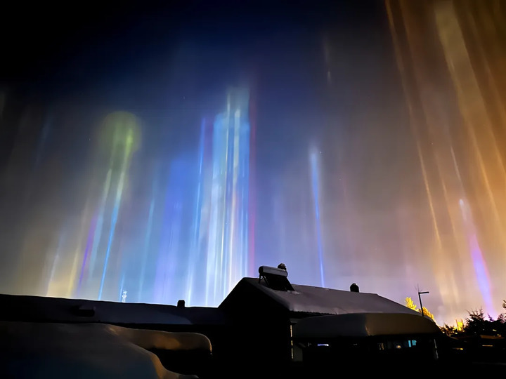 坐“雪国列车”，去看绚烂极光！