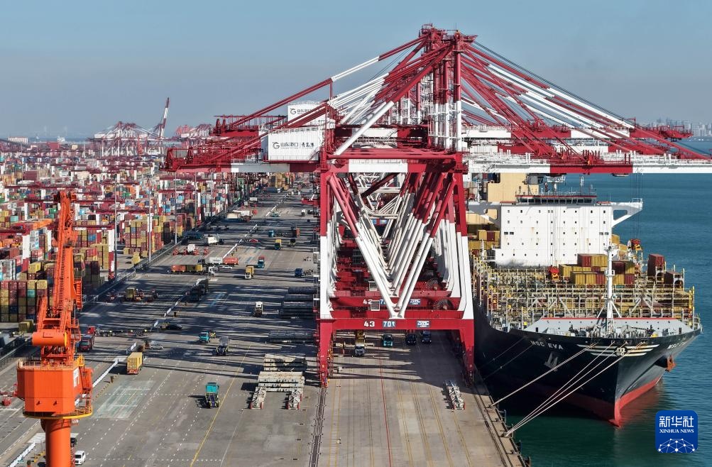 山东港口青岛港:年货物吞吐量再破7亿吨 山东港口青岛港:年货物吞吐量再破7亿吨