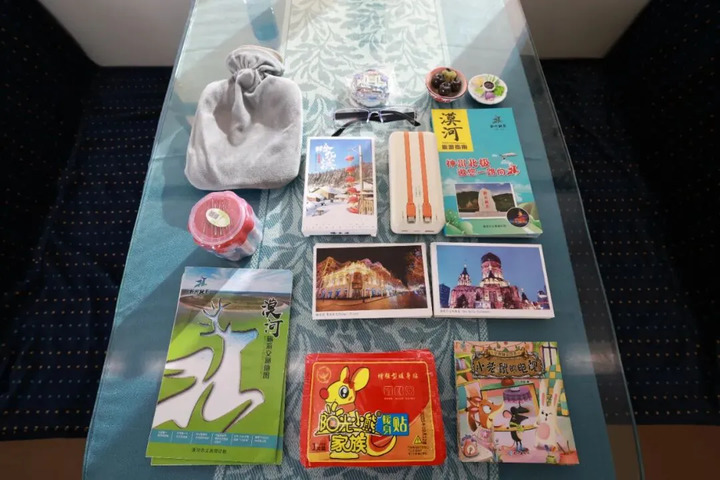 坐“雪国列车”，去看绚烂极光！