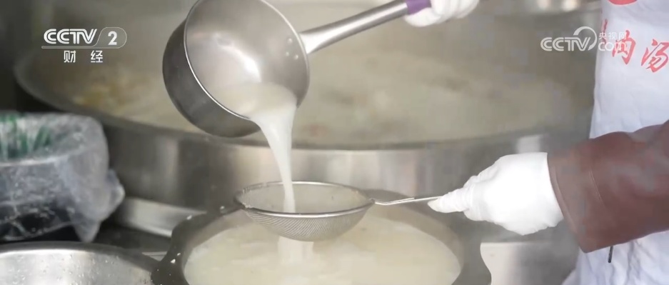 滋补暖身、营养美味 解锁季各地冬“进补”的独家方式→