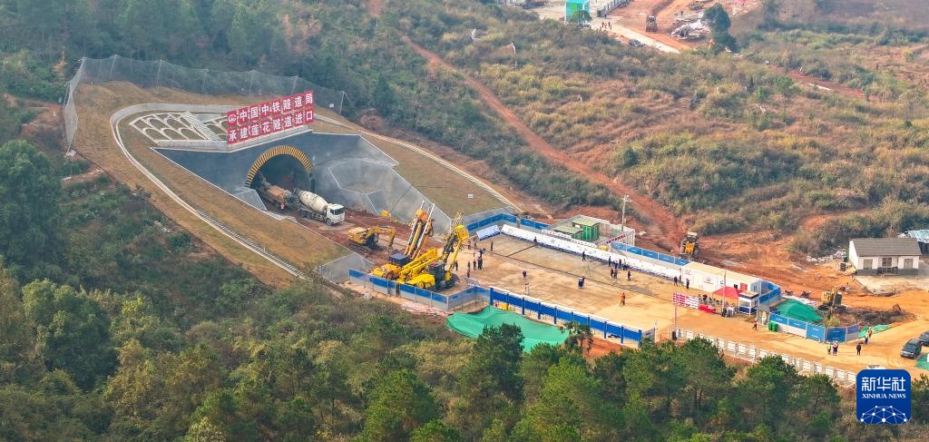 长赣高铁江西段主体工程开工