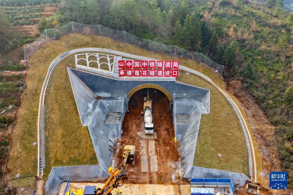 长赣高铁江西段主体工程开工