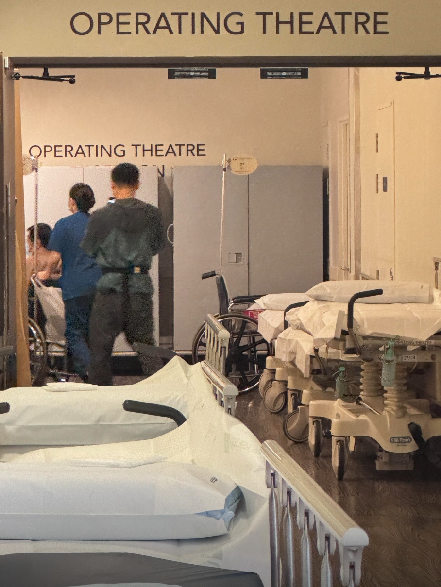 李连杰否认为显年轻“换心脏换血”:关掉美颜自证清白,“这个风险不值得” 李连杰否认为显年轻“换心脏换血”:关掉美颜自证清白,“这个风险不值得”