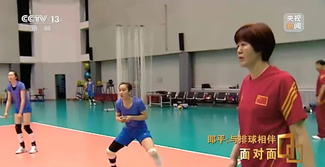 郎平透露：“颈椎、膝盖、髋关节都置换了”，是否会再执教？本人回应→