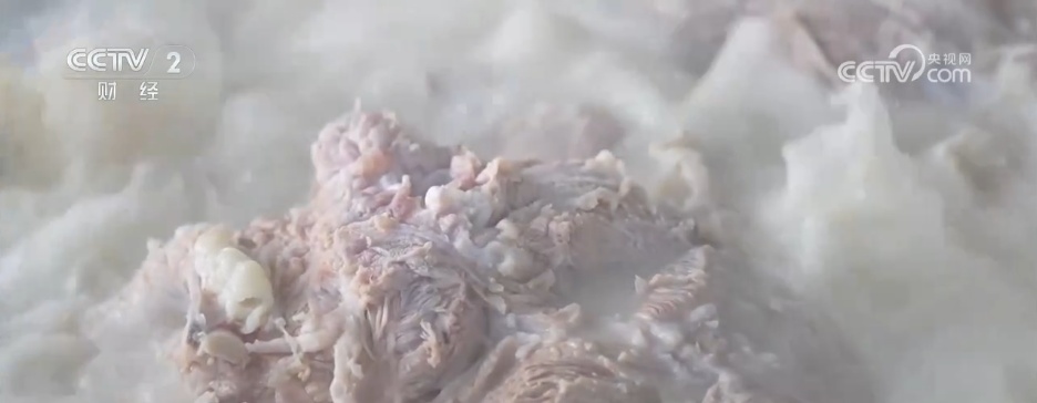 滋补暖身、营养美味 解锁季各地冬“进补”的独家方式→