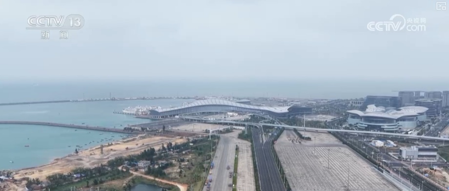 封关倒计时!“港口+查验场”协同运作现代化物流助力海南自贸港货物高效离岛 封关倒计时!“港口+查验场”协同运作现代化物流助力海南自贸港货物高效离岛