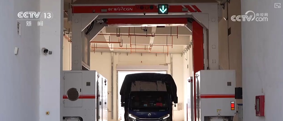 封关倒计时!“港口+查验场”协同运作现代化物流助力海南自贸港货物高效离岛 封关倒计时!“港口+查验场”协同运作现代化物流助力海南自贸港货物高效离岛