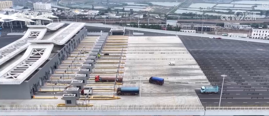 封关倒计时!“港口+查验场”协同运作现代化物流助力海南自贸港货物高效离岛 封关倒计时!“港口+查验场”协同运作现代化物流助力海南自贸港货物高效离岛