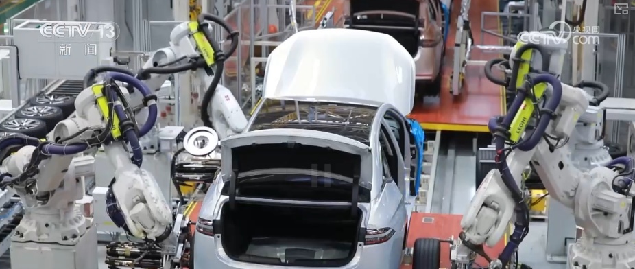 透过税收数据看亮点！沉浸式、场景式、个性化、健康类……消费新热点持续涌现