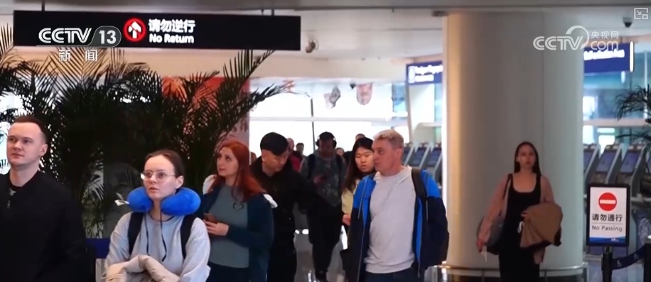 来华“淘好物”火爆出圈 外国游客“购物车”凸显“中国制造”全球竞争力