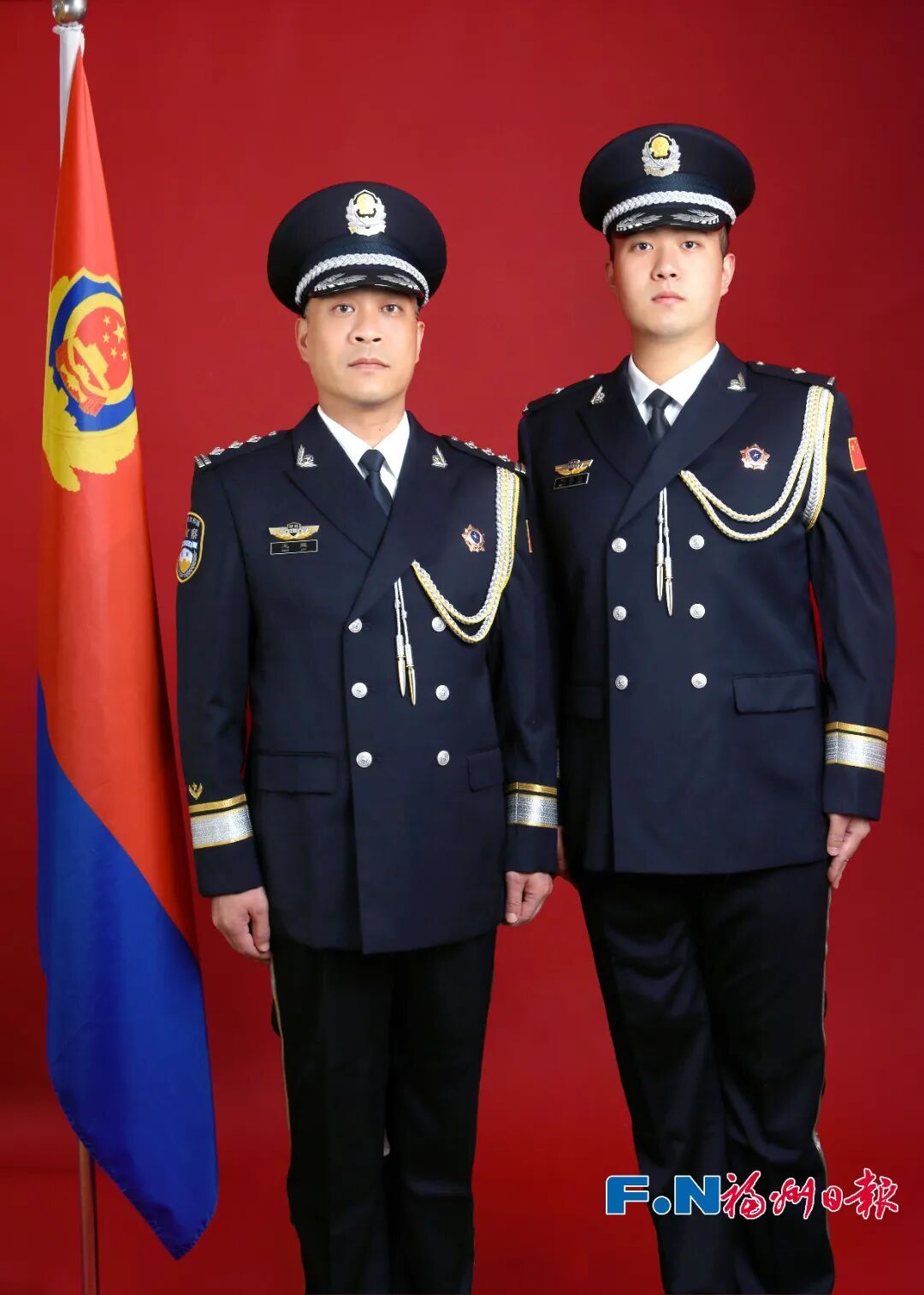 热血同频！这对警察父子，并肩守护福州这座城！