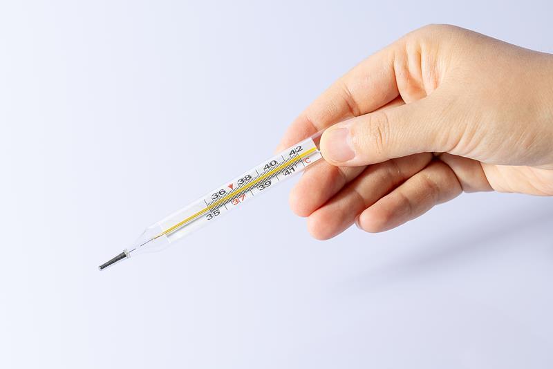 水银体温计明年禁产，一文教你家用体温计怎么选