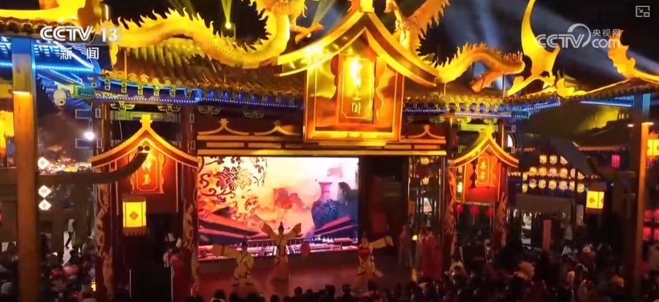 冰雪经济助推文旅地标“上新” 特色雪趣让游客留下来、住下来 带火多样消费