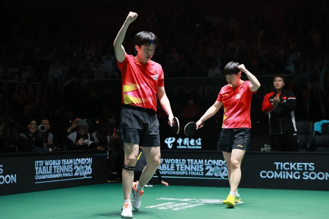 总决赛混双首秀，王楚钦/孙颖莎3比0印度组合收获开门红