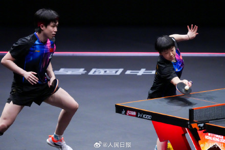 孙颖莎王楚钦WTT混双开门红 孙颖莎王楚钦WTT混双开门红