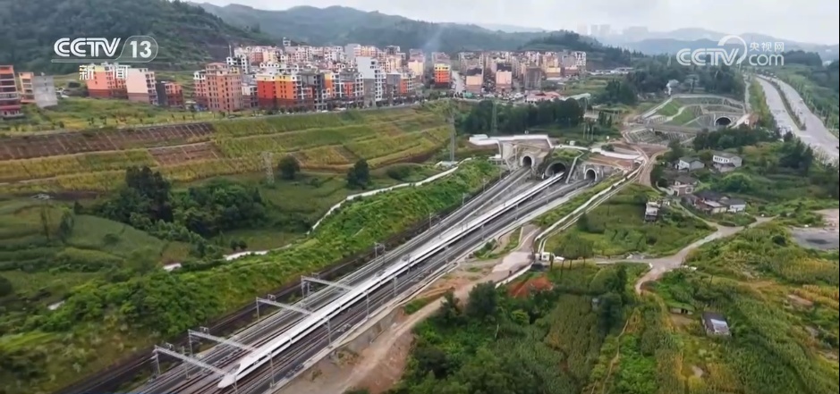 7538亿元、5.9%！今年前11个月我国铁路建设优质高效推进