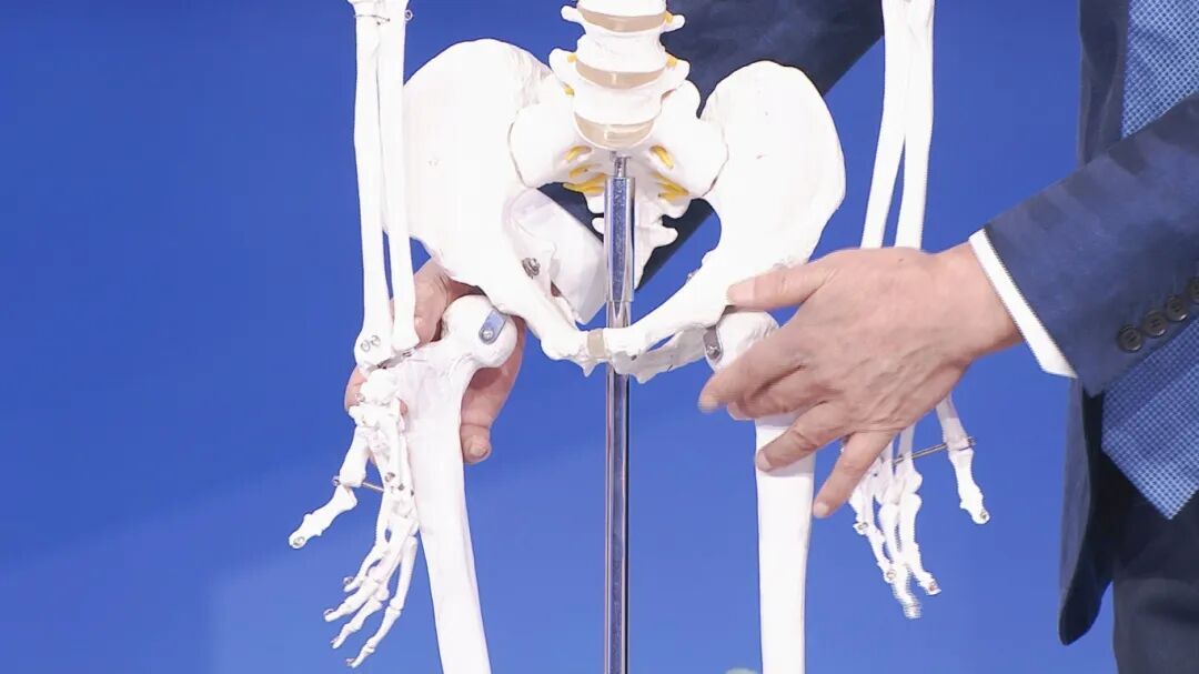 北京暴雪+道路结冰双预警！雪天路滑，警惕这种骨折，拍片子可能都看不出来→