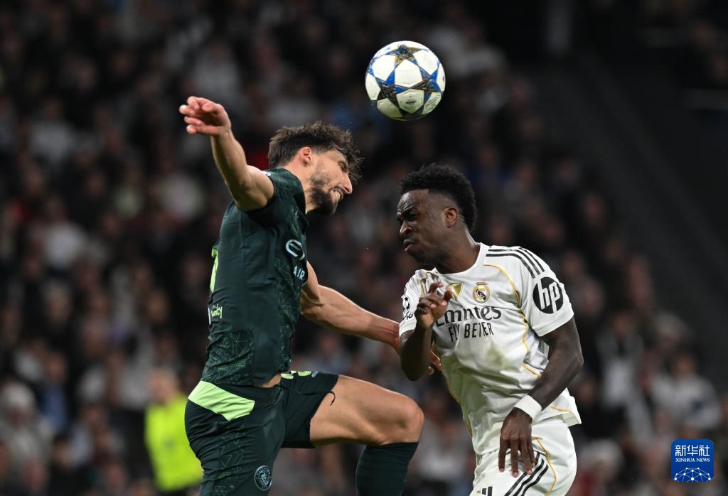 欧冠：皇马不敌曼城