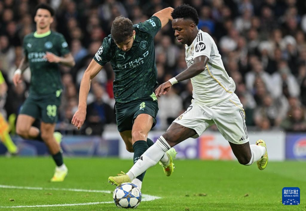 欧冠：皇马不敌曼城