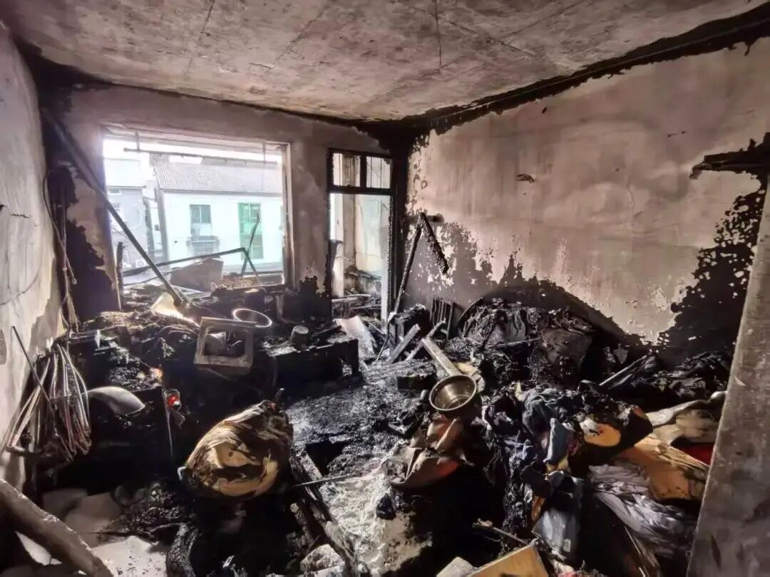 快自查！插线板这样用太危险，已有人中招……