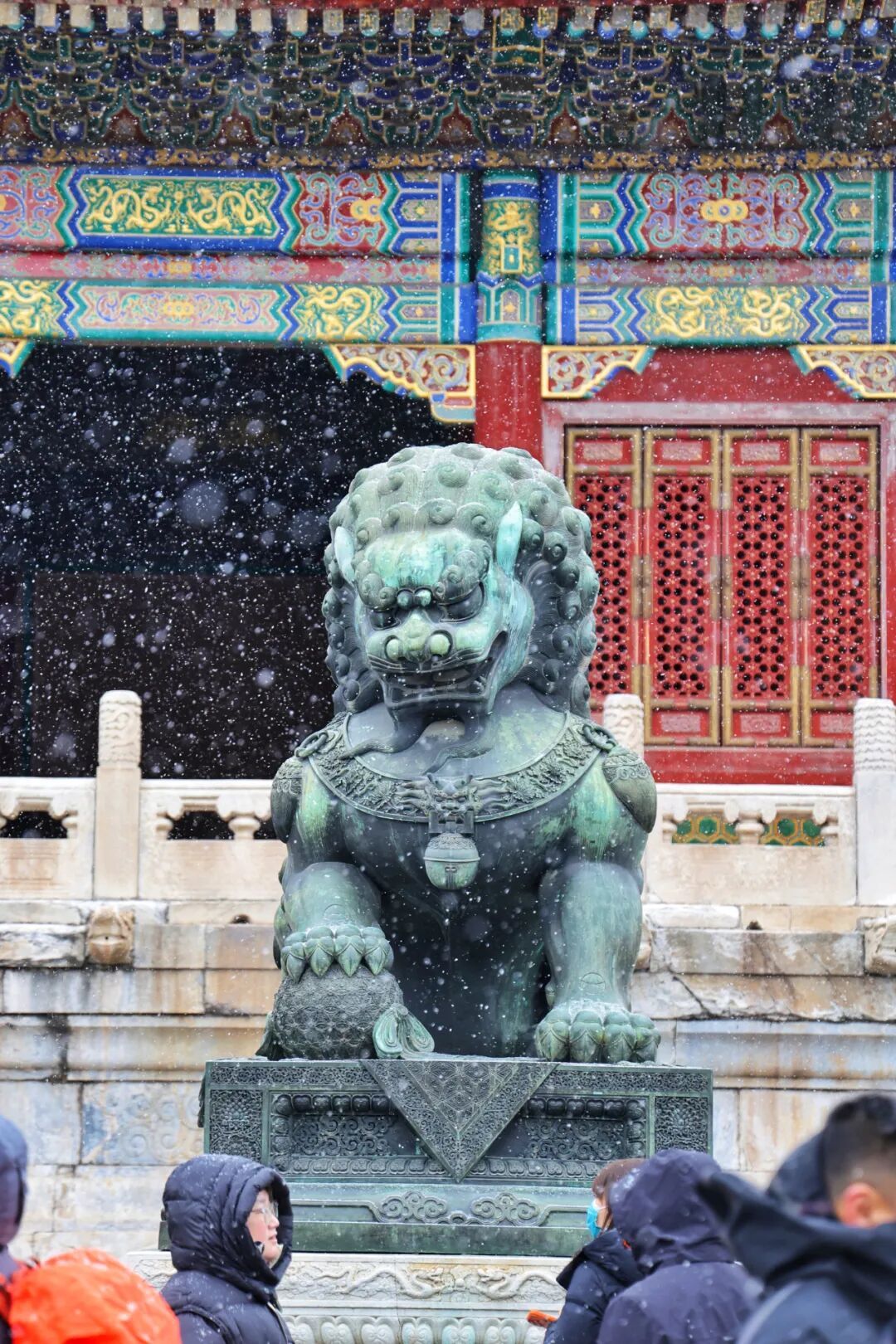 京城初雪！一大波雪景美图来了——