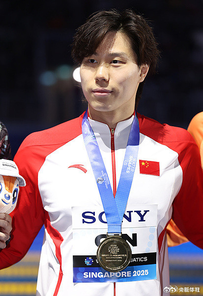 覃海洋入围最佳男子游泳运动员提名 覃海洋入围最佳男子游泳运动员提名