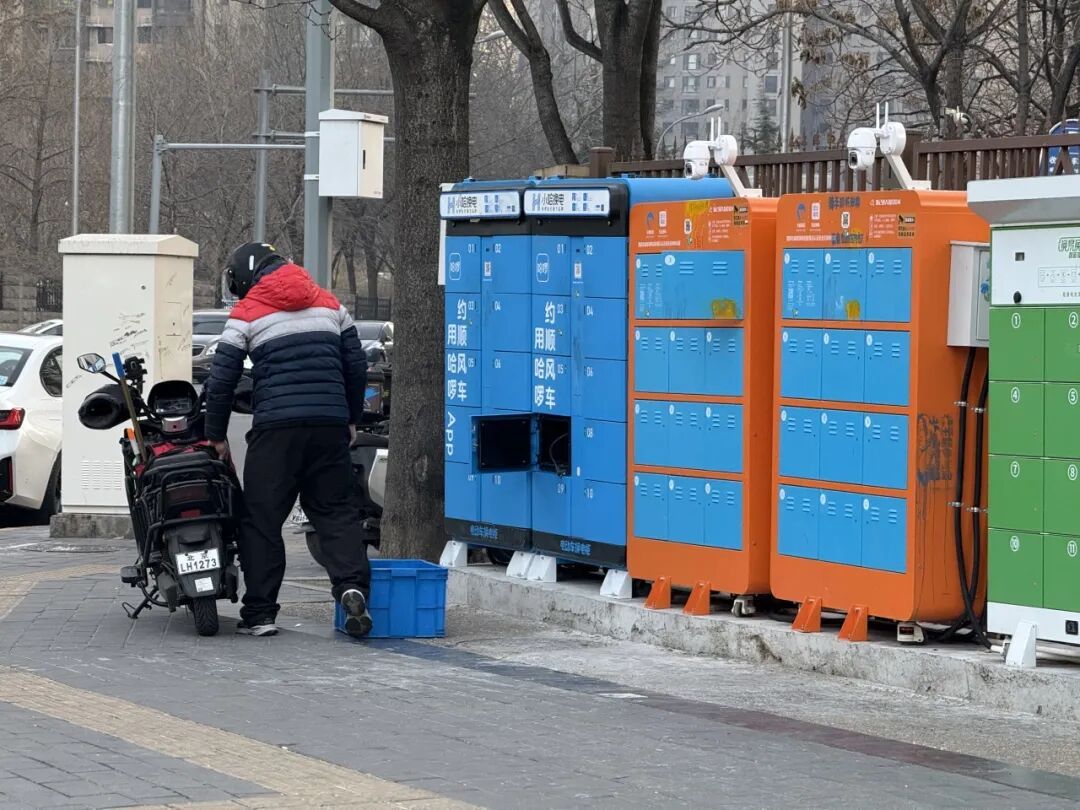 两项新国标相继实施，对外卖骑手影响几何？