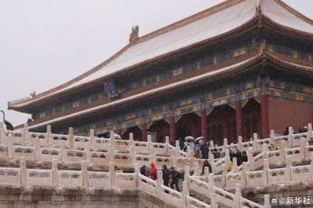 转发收藏！故宫初雪大片又上新了！