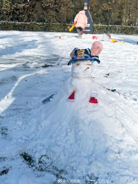 朋友圈全是雪孩子