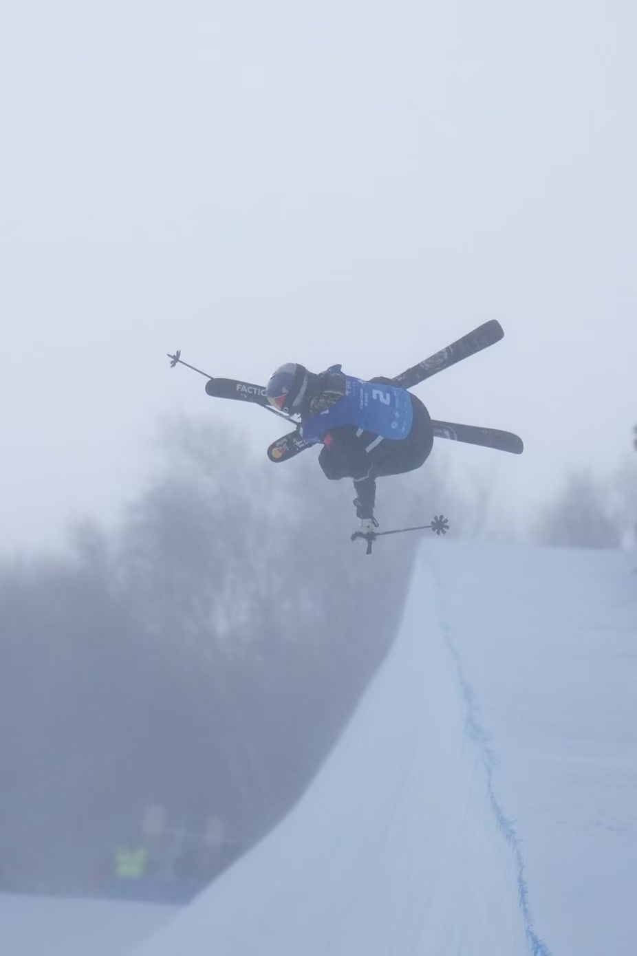 世界杯云顶站谷爱凌三连冠