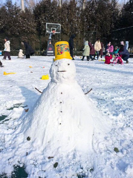 朋友圈全是雪孩子