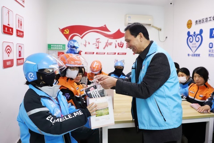 新华鲜报丨寒潮叩问大地!守护温暖是最有力的回答 新华鲜报丨寒潮叩问大地!守护温暖是最有力的回答