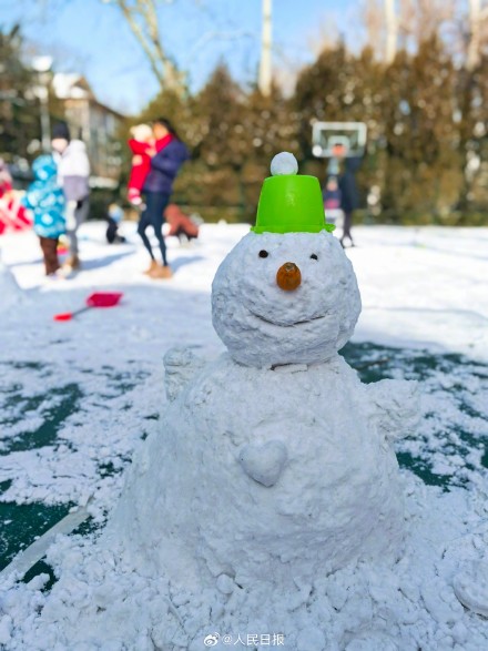 朋友圈全是雪孩子