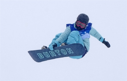 主场1金1铜收官 中国U型场地选手滑向米兰