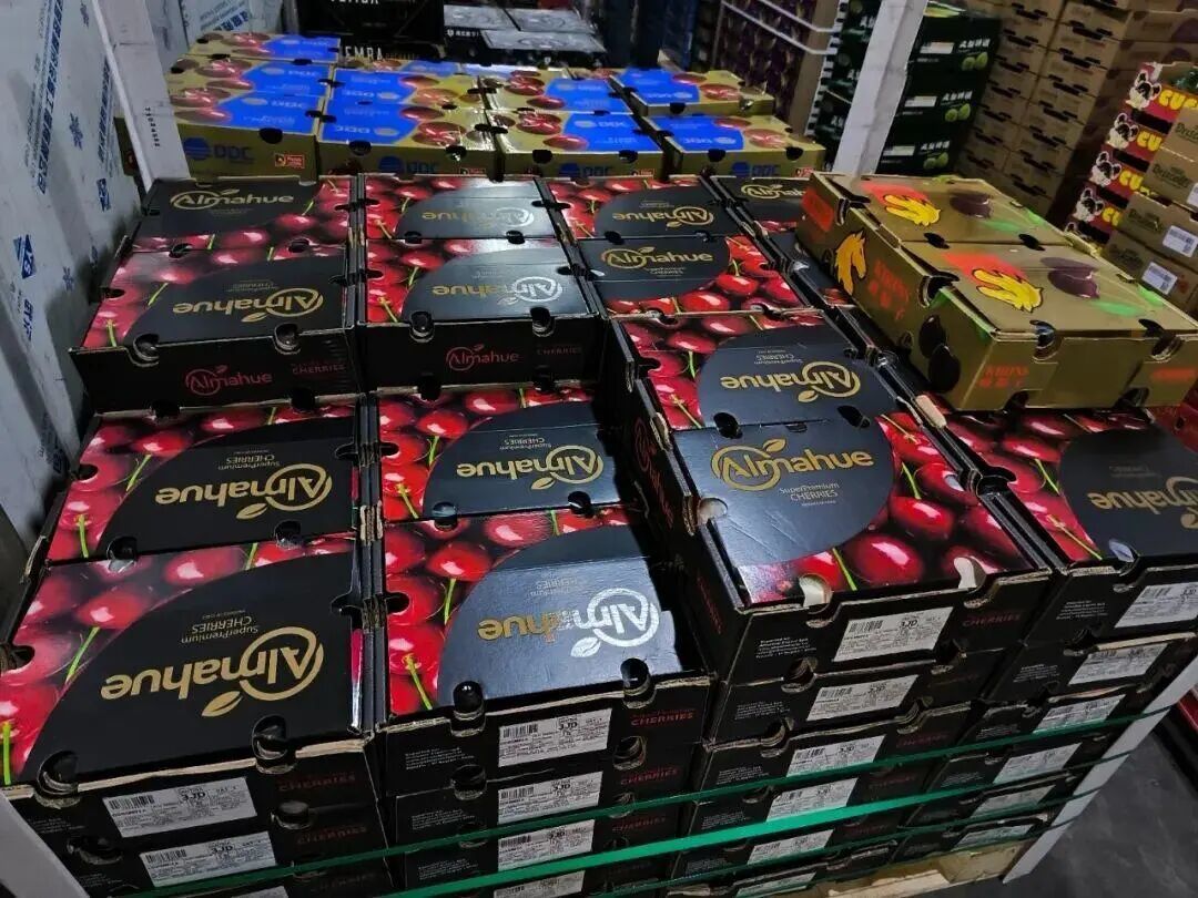 “车厘子”价格“跳水”!别急,还要降! “车厘子”价格“跳水”!别急,还要降!