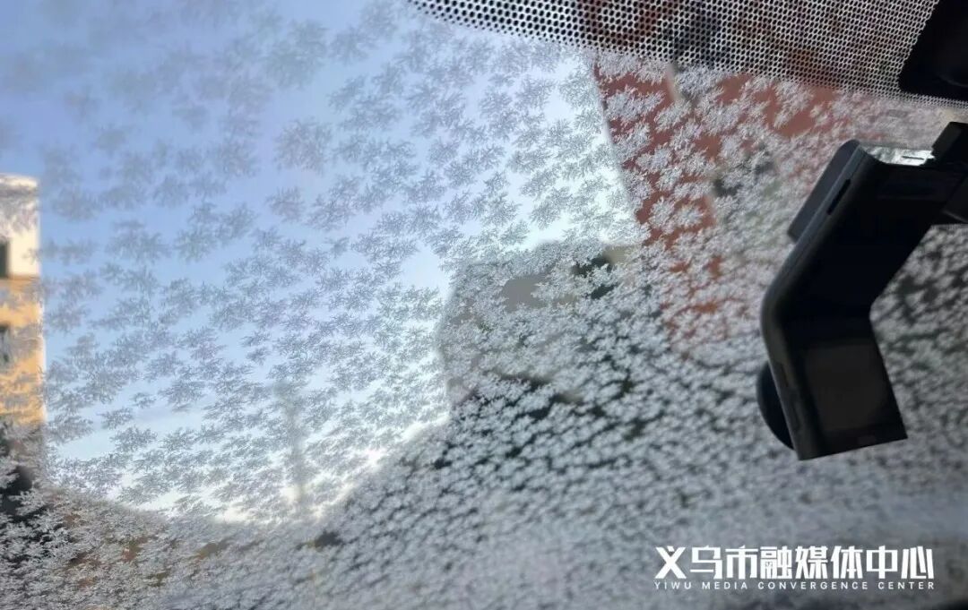 开始下雪了？！义乌人做好准备