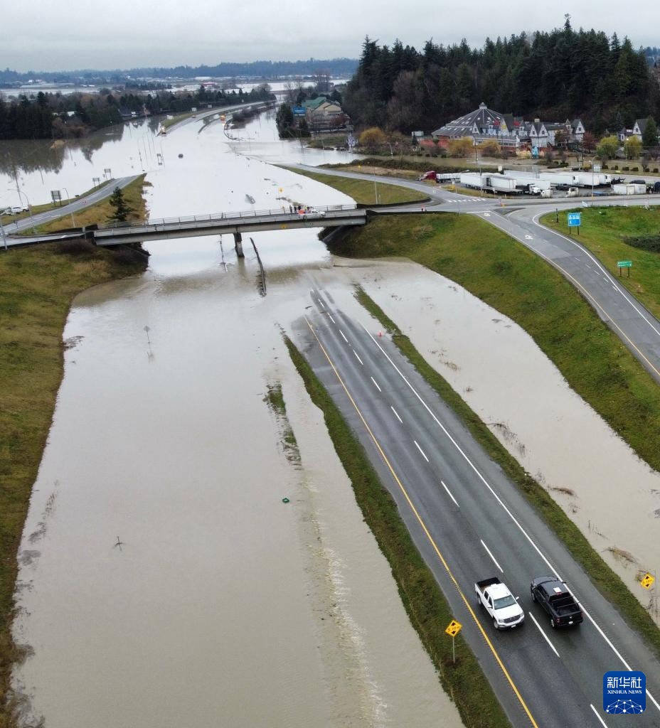 加拿大不列颠哥伦比亚省发生洪涝