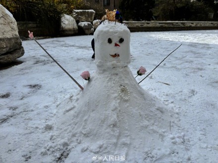 朋友圈全是雪孩子