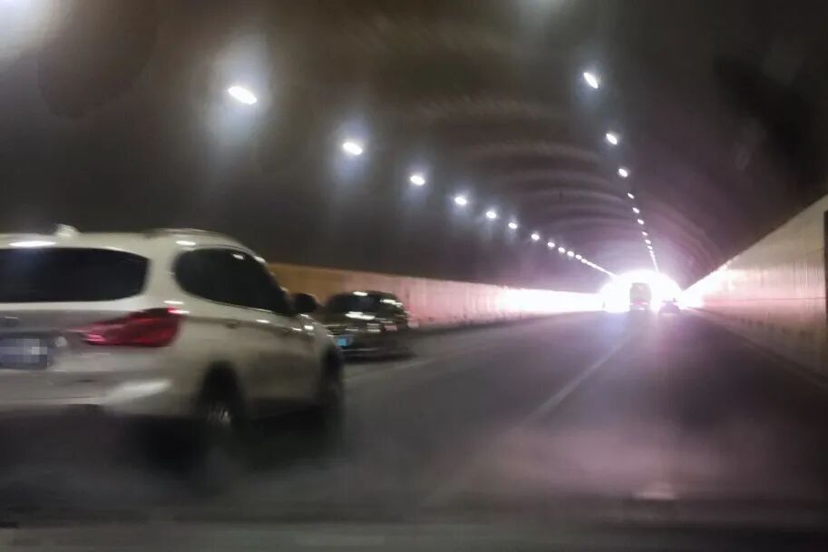 寒潮正在“速冻”申城!钟南山提醒,流感患者出现这些情况立即就医→ 寒潮正在“速冻”申城!钟南山提醒,流感患者出现这些情况立即就医→