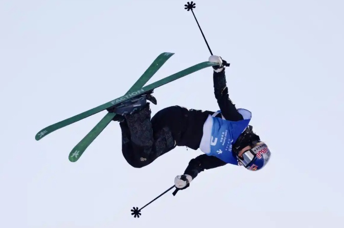 云顶站，谷爱凌在“福地”实现世界杯三连冠