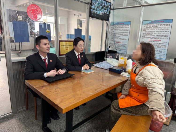 “就在市监局门口!我要举报!”嘉兴老板越想越不对劲…… “就在市监局门口!我要举报!”嘉兴老板越想越不对劲……